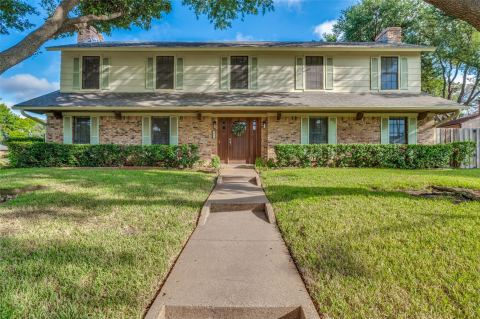 2617 Still Meadow Road, Irving