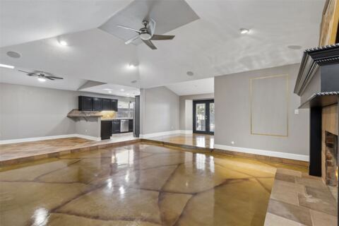 5945 Diamond Oaks Drive S, Haltom City, TX 76117 — photo 3