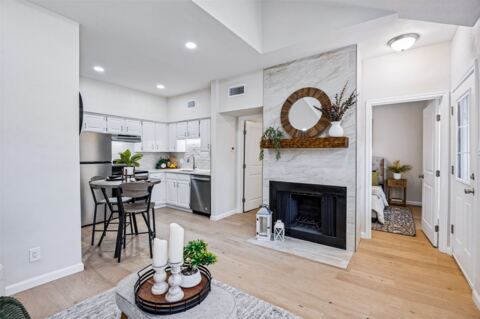 6220 Bentwood Trail 707, Dallas