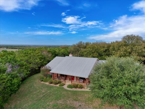 1600 Fox Ridge Road, Lorena, TX 76655 — photo 2