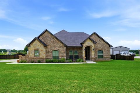 1027 Hope Court, Boyd, TX 76023 — photo 2