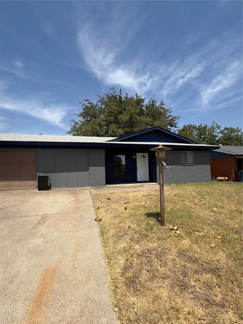 1621 Gill Street, Blue Mound, TX 76131 — photo 2