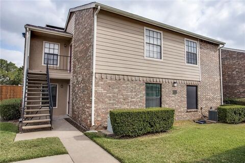 4748 Old Bent Tree Lane 401, Dallas