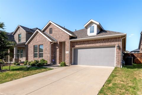 1852 Arbor Drive, Forney