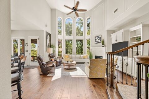 615 Runaway Bay Drive, Runaway Bay