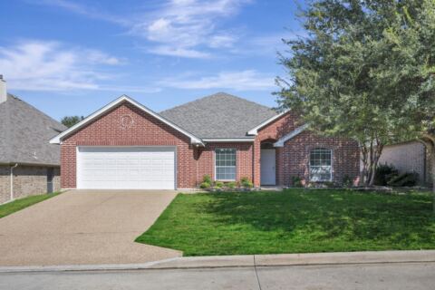 5436 Sierra Ridge Drive, Fort Worth