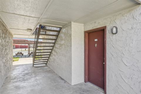 1910 Joe Ramsey Boulevard E, Greenville