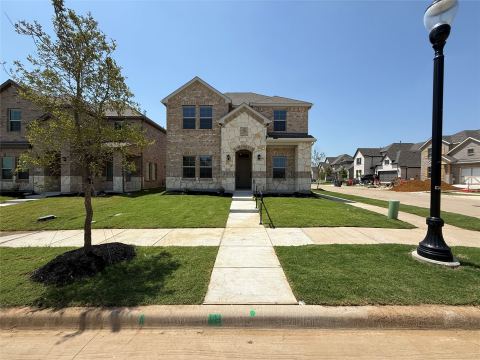 2724 Mexia Lane, Celina