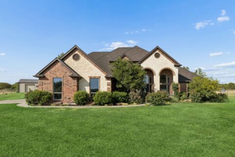 130 Corona Court, Fort Worth