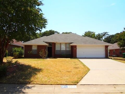 2216 Lattimore Street, Denton