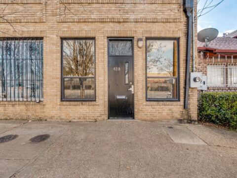 4210 Main Street, Dallas