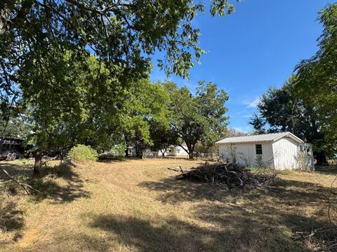 401 N Terry Street, Malakoff, TX 75148 — photo 2