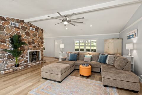 110 Henderson Harbor Circle, Payne Springs, TX 75156 — photo 3