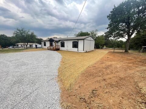 1404 Arvel Circle, Reno, TX 76020 — photo 3