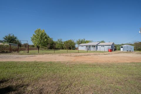 4827 County Road 3567, Dike