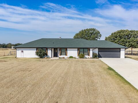 3914 Alamo Road, Bowie, TX 76230 — photo 2