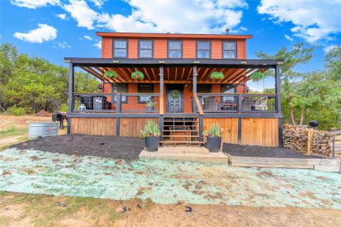 128 County Road 499, Hico