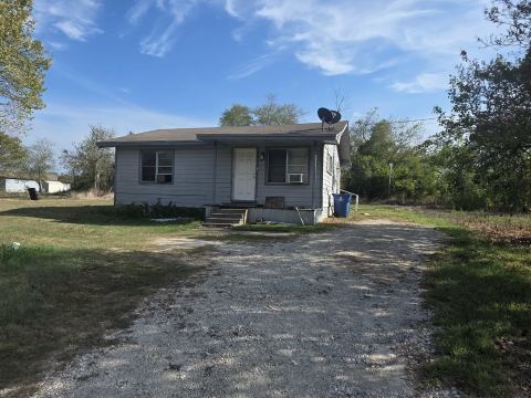 1218 E Milam Street, Mexia, TX 76667 — photo 2