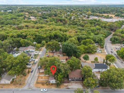 5800 Churchill Avenue, Dallas