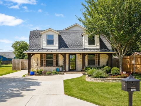 302 Denton Drive, Roanoke