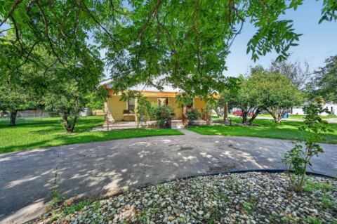801 S Hall Street, Ennis, TX 75119 — photo 3