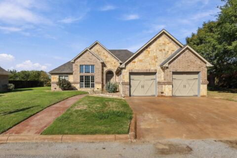77 Sunrise Circle, Pottsboro