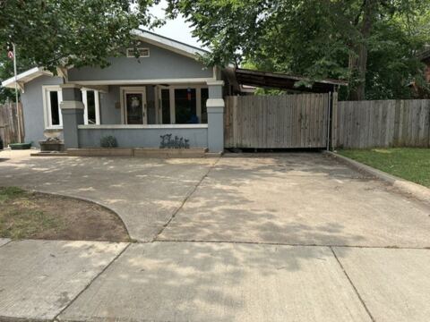 3620 Meadowbrook Dr, Fort Worth
