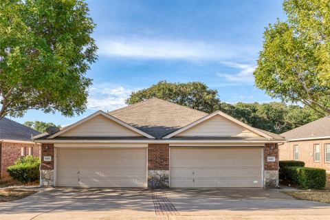 1405 Piedmont Drive, Mansfield