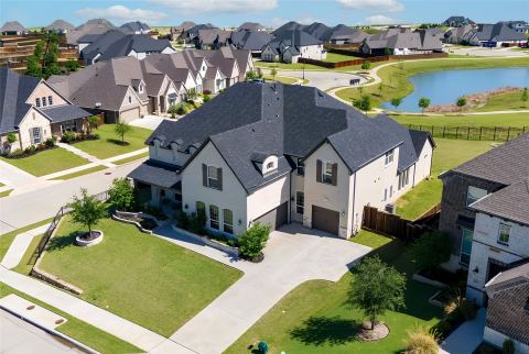 2037 Waterleaf Road