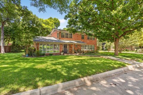 3712 Fox Hollow Street, Fort Worth