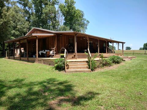 1061 County Road 1807, Yantis