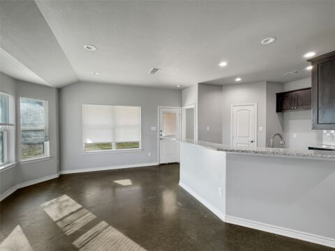 128 Dennis Drive, Azle, TX 76020 — photo 3