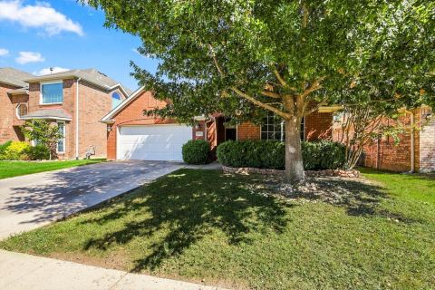 10500 Jaybird Drive, Fort Worth