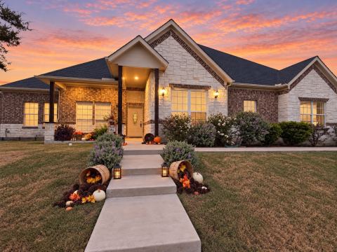 1906 Clearview Drive, Ennis, TX 75119 — photo 2