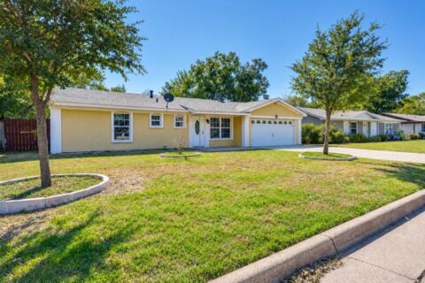 913 Russell Road
