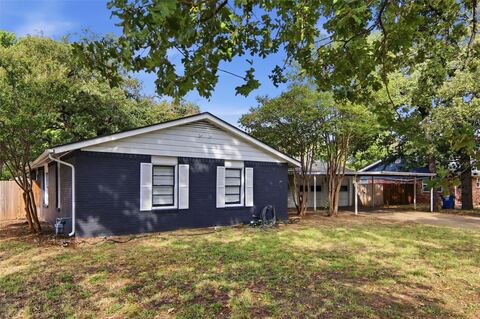1704 Robin Road, Pantego, TX 76013 — photo 2