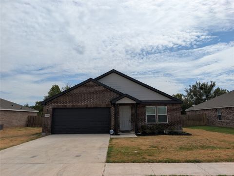 504 Jameson Street, Springtown