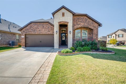3520 Helm Lane, Denton