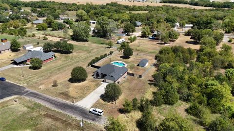 2701 Valley Ridge Lane