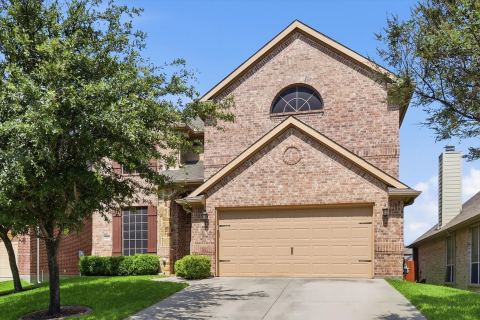 1905 Fountain Meadows Drive, Euless, TX 76039 — photo 2