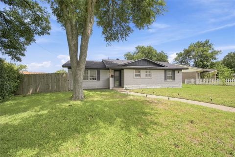 222 Rockaway Drive, Duncanville, TX 75116 — photo 2