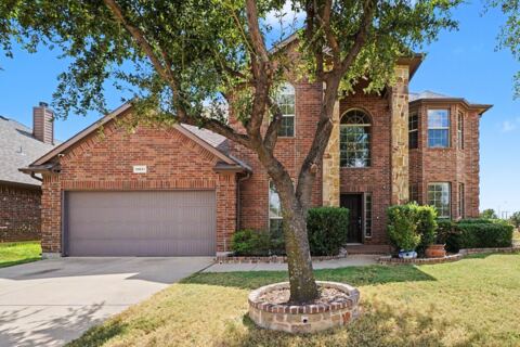 10041 Red Bluff Lane, Fort Worth
