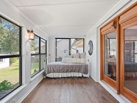 504 CR 2298, Mineola