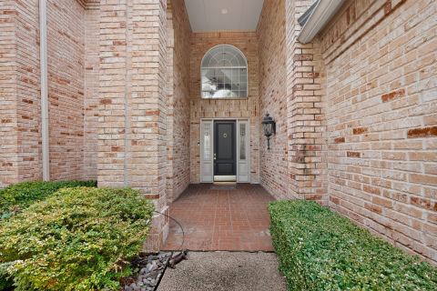 4536 Briar Oaks Circle, Dallas, TX 75287 — photo 2