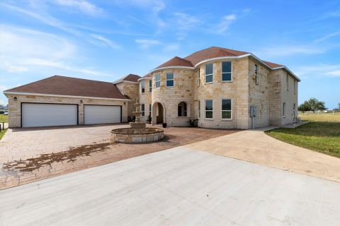 241 Gentry Road, Ennis