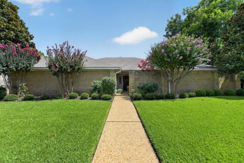 8833 Kenton Drive, Dallas