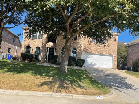 714 Crockett Drive, Mansfield