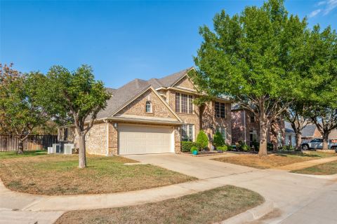 2323 Everton Drive, Arlington