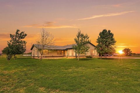10208 County Road 418