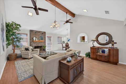 437 Overcrest Drive, Benbrook, TX 76126 — photo 3
